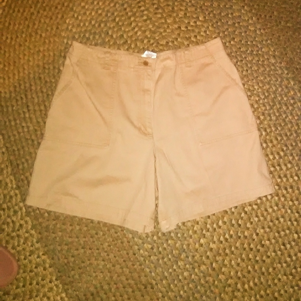 Jones New York 😍Sport Women's Sz 16 Khaki Shorts